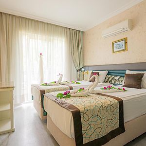 Rıos Beach Hotel